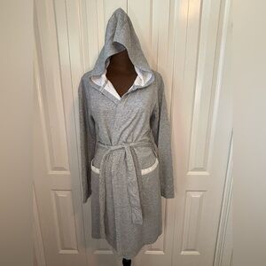 Max Studio Gray Hooded Belted Robe Size Medium
